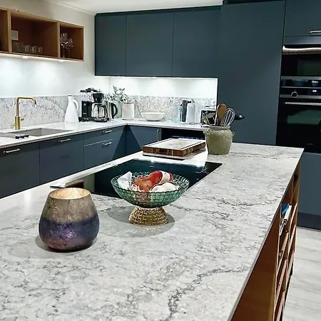 Holiday home Handelsmannens Hus Ved Otnesbrygga, Valsoyfjord *