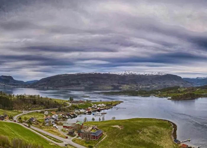 Handelsmannens Hus Ved Otnesbrygga, Valsoyfjord Дом отдыха Otnes (Trondelag)