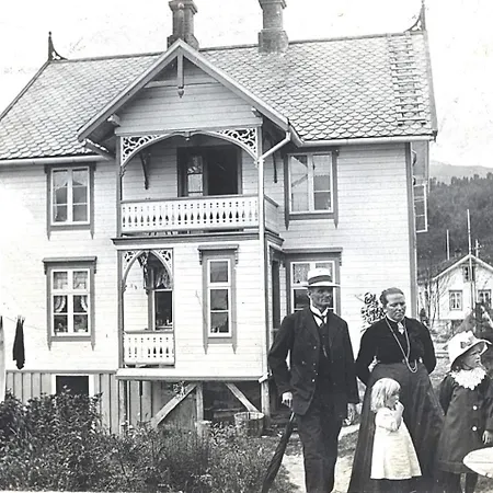 度假居 Handelsmannens Hus Ved Otnesbrygga, Valsoyfjord Otnes (Trondelag)