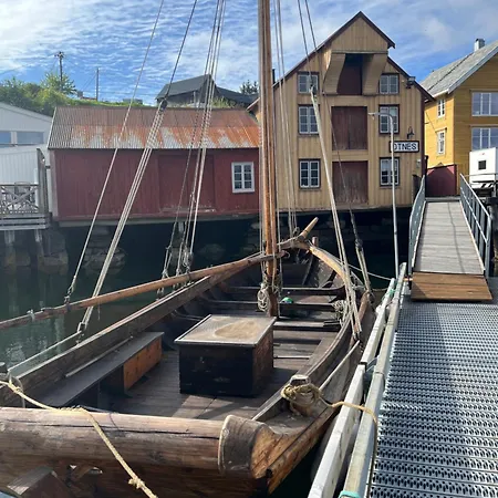 度假居 Handelsmannens Hus Ved Otnesbrygga, Valsoyfjord Otnes (Trondelag)