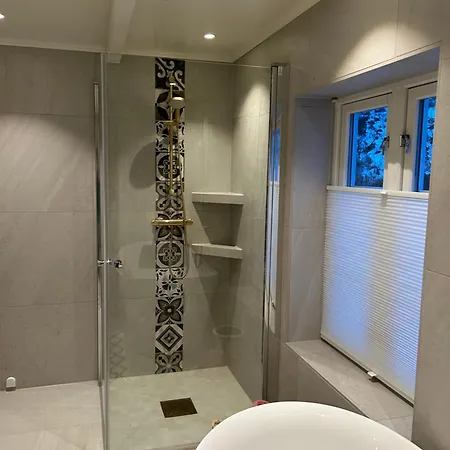 度假居 Handelsmannens Hus Ved Otnesbrygga, Valsoyfjord *